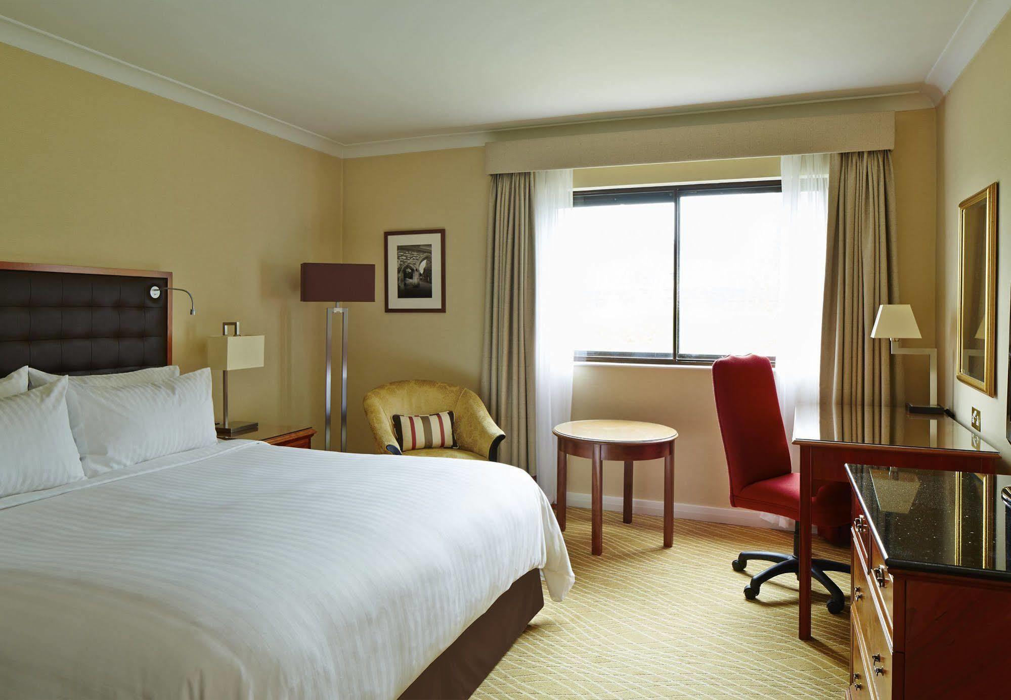 Portsmouth Marriott Hotel מראה חיצוני תמונה