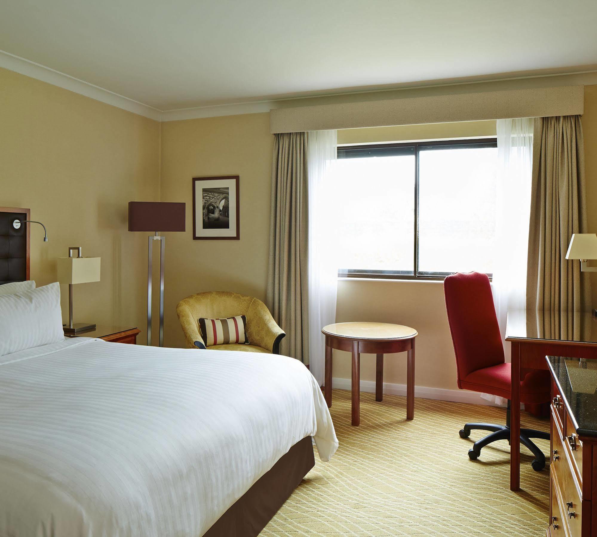 Portsmouth Marriott Hotel מראה חיצוני תמונה