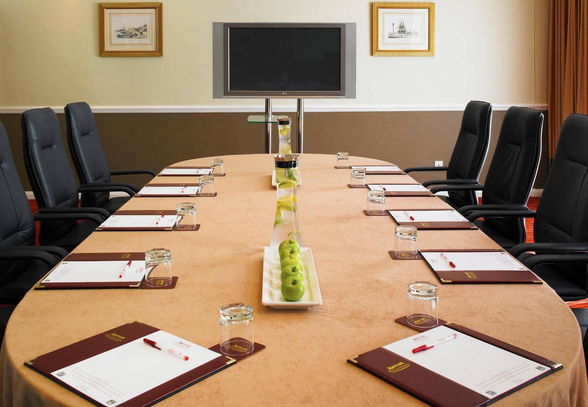 Portsmouth Marriott Hotel מראה חיצוני תמונה